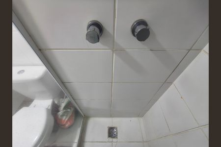 Apartamento à venda com 77m², 3 quartos e 1 vagaBanheiro Social