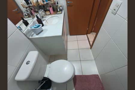 Apartamento à venda com 77m², 3 quartos e 1 vagaBanheiro Suite 2