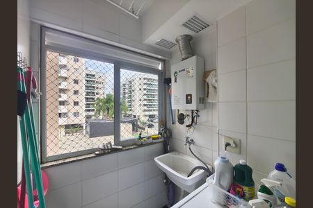 Apartamento à venda com 77m², 3 quartos e 1 vagaÁrea de Serviço