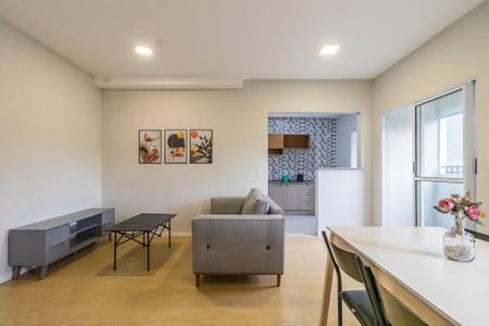 Sala de apartamento para alugar com 1 quarto, 54m² em Jardim Maria Helena, Barueri