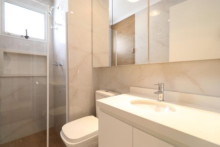Apartamento para alugar com 110m², 3 quartos e 2 vagasBanheiro da Suíte 1