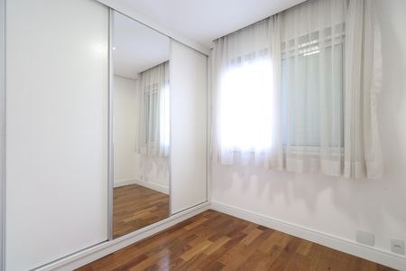 Apartamento para alugar com 110m², 3 quartos e 2 vagasQuarto 