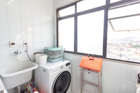 Apartamento para alugar com 70m², 2 quartos e 1 vagaÁrea de Serviço