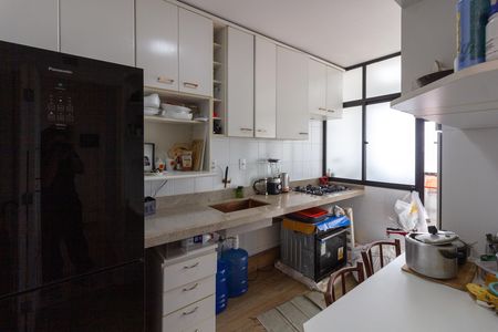 Apartamento para alugar com 70m², 2 quartos e 1 vagaCozinha