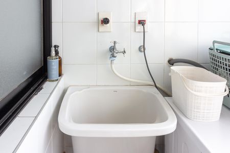 Apartamento para alugar com 70m², 2 quartos e 1 vagaÁrea de Serviço