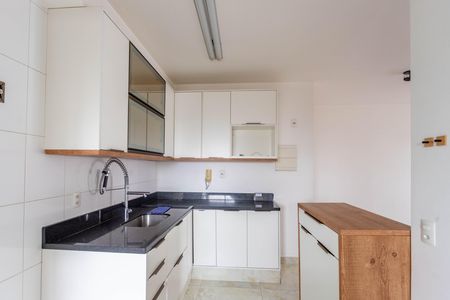Apartamento à venda com 92m², 3 quartos e 2 vagasCozinha 