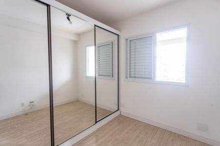 Apartamento à venda com 92m², 3 quartos e 2 vagasQuarto 3 