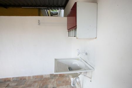 Casa para alugar com 100m², 2 quartos e 1 vagaÁrea de Serviço