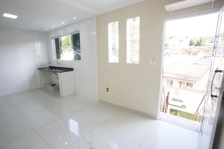 Casa para alugar com 100m², 2 quartos e 1 vagaCozinha