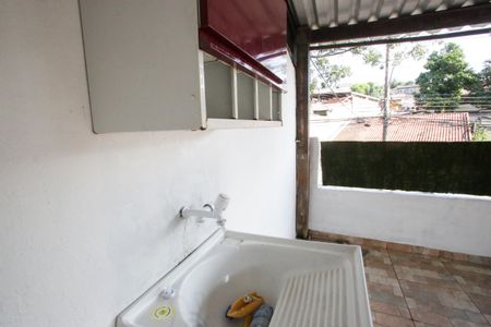 Casa para alugar com 100m², 2 quartos e 1 vagaÁrea de Serviço