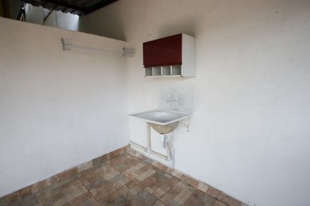 Casa para alugar com 100m², 2 quartos e 1 vagaÁrea de Serviço