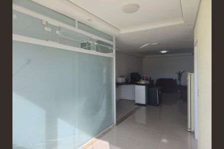 Studio para alugar com 92m², 2 quartos e 1 vaga Studio para alugar com 92m², 2 quartos e 1 vagaCozinha