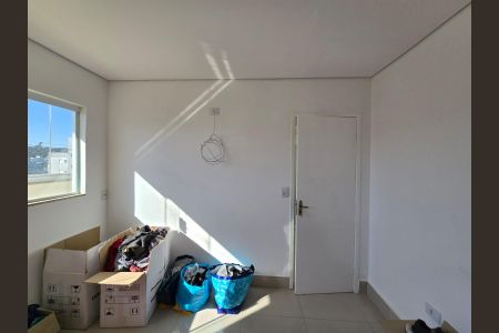 Quarto 01 de kitnet/studio para alugar com 2 quartos, 92m² em Jardim Presidente Dutra , Guarulhos