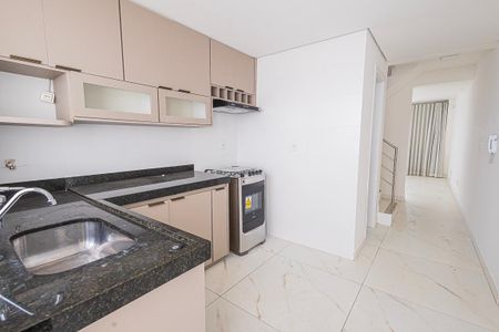 Casa de condomínio à venda com 130m², 2 quartos e 2 vagas Casa de condomínio à venda com 130m², 2 quartos e 2 vagascozinha