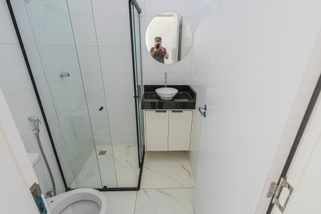 Casa de condomínio à venda com 130m², 2 quartos e 2 vagas Casa de condomínio à venda com 130m², 2 quartos e 2 vagassuite