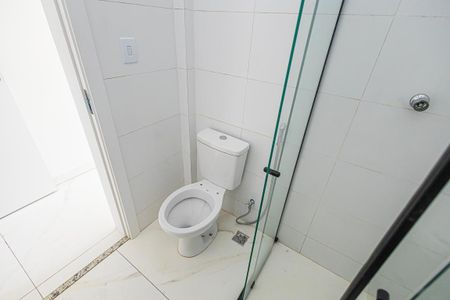 Casa de condomínio à venda com 130m², 2 quartos e 2 vagas Casa de condomínio à venda com 130m², 2 quartos e 2 vagassuite