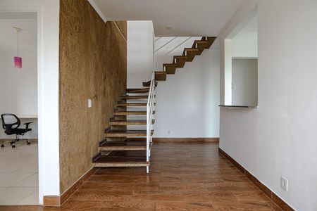 Apartamento para alugar com 125m², 2 quartos e 1 vaga Apartamento para alugar com 125m², 2 quartos e 1 vagaSala