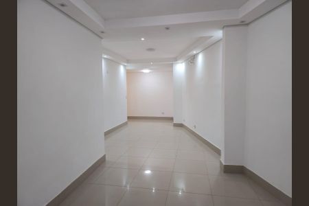 Sala de kitnet/studio para alugar com 2 quartos, 112m² em Jardim Presidente Dutra, Guarulhos