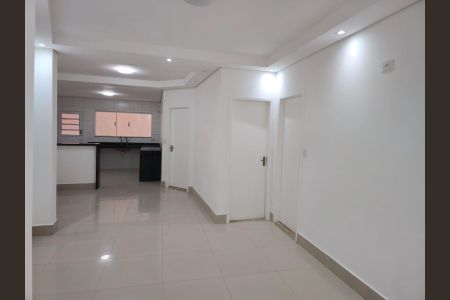 Sala de kitnet/studio para alugar com 2 quartos, 112m² em Jardim Presidente Dutra, Guarulhos