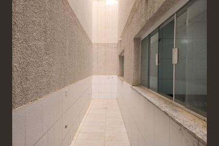 Studio para alugar com 112m², 2 quartos e 1 vaga Studio para alugar com 112m², 2 quartos e 1 vagaÁrea de Serviço