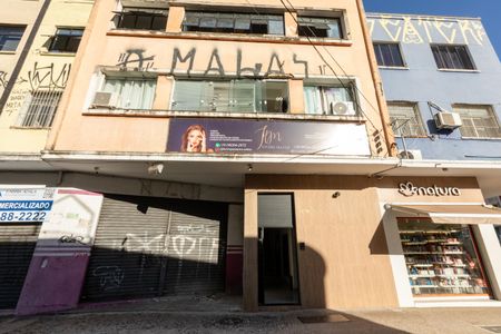 Apartamento para alugar com 65m², 1 quarto e sem vagaFachada