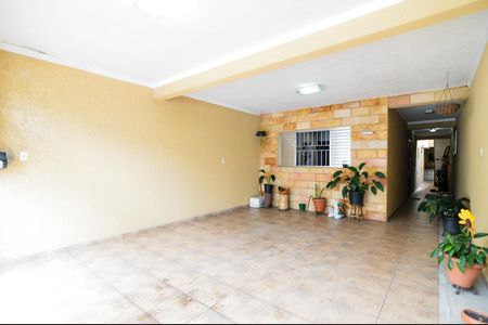 Casa à venda com 125m², 2 quartos e 2 vagasGaragem
