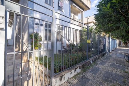 Apartamento à venda com 85m², 3 quartos e 1 vaga Apartamento à venda com 85m², 3 quartos e 1 vagaFachada