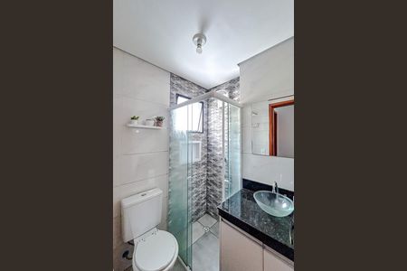 Banheiro de apartamento para alugar com 1 quarto, 34m² em Vila Esperança, São Paulo