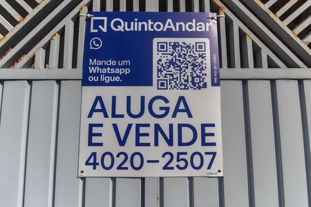 Placa LDNB-68 de casa à venda com 3 quartos, 249m² em Jardim Sao Carlos (zona Leste), São Paulo
