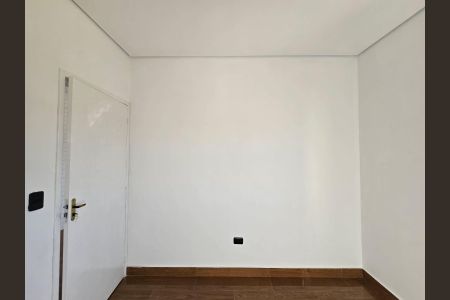Quarto 01 de kitnet/studio para alugar com 1 quarto, 24m² em Jardim Presidente Dutra, Guarulhos