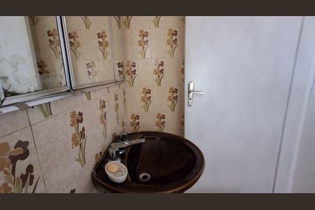 Casa para alugar com 100m², 3 quartos e 2 vagasBanheiro Suíte 
