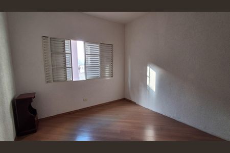 Casa para alugar com 100m², 3 quartos e 2 vagasQuarto 1