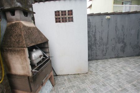 Casa de condomínio para alugar com 180m², 2 quartos e 2 vagasChurrasqueira