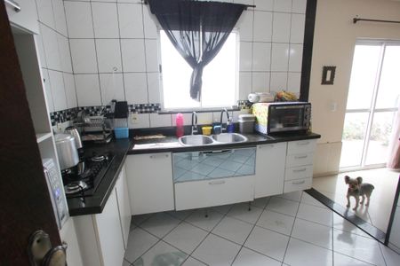 Casa de condomínio para alugar com 180m², 2 quartos e 2 vagasCozinha