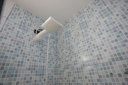 Casa de condomínio para alugar com 180m², 2 quartos e 2 vagasBanheiro Social