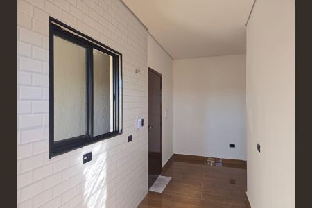 Sala/ Cozinha de kitnet/studio para alugar com 2 quartos, 43m² em Jardim Presidente Dutra, Guarulhos