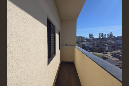 Varanda de kitnet/studio para alugar com 2 quartos, 43m² em Jardim Presidente Dutra, Guarulhos