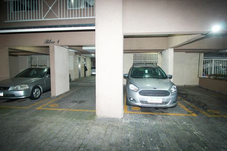 Apartamento para alugar com 50m², 2 quartos e 1 vagaGaragem, próximo ao elevadores, esquerda