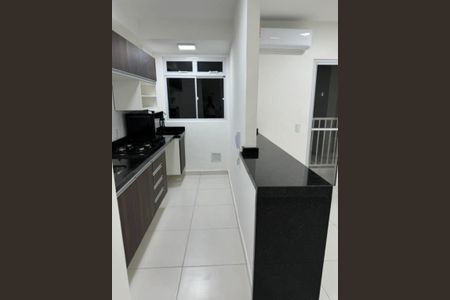Cozinha de apartamento para alugar com 2 quartos, 65m² em São João, Porto Alegre