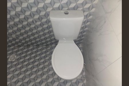 Studio para alugar com 26m², 1 quarto e sem vaga Studio para alugar com 26m², 1 quarto e sem vagaBanheiro Social