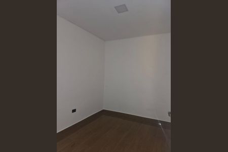 Quarto de kitnet/studio para alugar com 1 quarto, 26m² em Jardim Presidente Dutra, Guarulhos