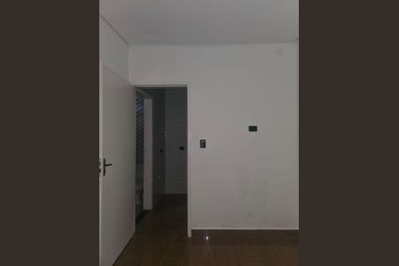 Quarto de kitnet/studio para alugar com 1 quarto, 26m² em Jardim Presidente Dutra, Guarulhos