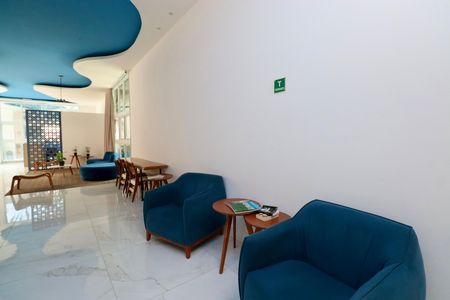 Studio para alugar com 22m², 1 quarto e 1 vaga Studio para alugar com 22m², 1 quarto e 1 vagaHall de entrada