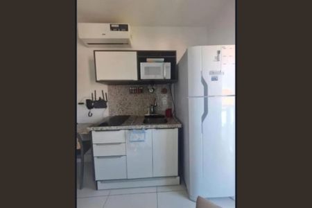 Cozinha de apartamento para alugar com 1 quarto, 22m² em Stella Maris, Salvador