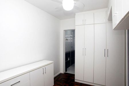 Quarto Suíte de apartamento para alugar com 1 quarto, 32m² em Petrópolis, Porto Alegre