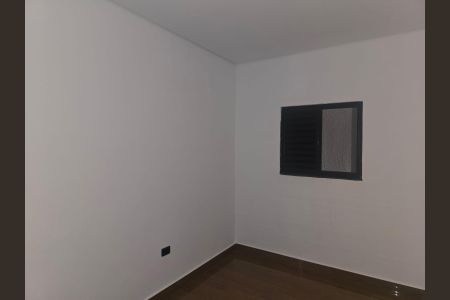 Quarto 01 de kitnet/studio para alugar com 2 quartos, 37m² em Jardim Presidente Dutra, Guarulhos