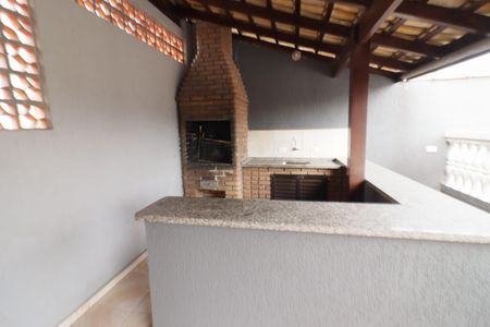 Apartamento à venda com 180m², 3 quartos e 2 vagasÁrea comum - Churrasqueira