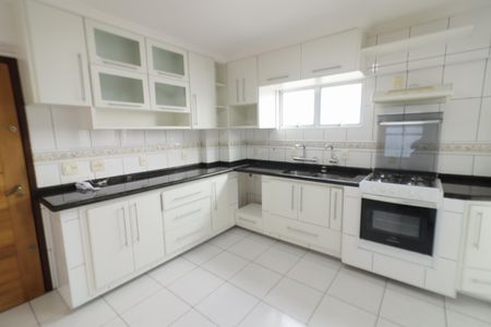 Apartamento à venda com 180m², 3 quartos e 2 vagasCozinha e Área de Serviço