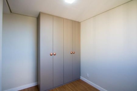Quarto 1 de apartamento para alugar com 2 quartos, 37m² em Jardim, Santo André
