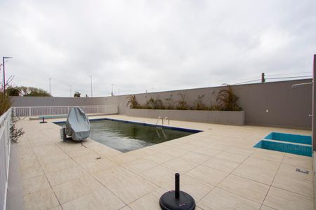 Apartamento para alugar com 37m², 2 quartos e sem vaga Apartamento para alugar com 37m², 2 quartos e sem vagaÁrea comum - Piscina